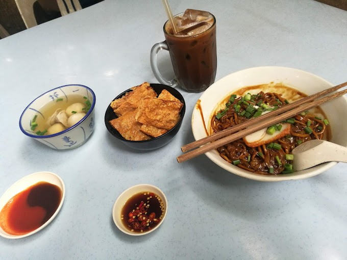 Fishball Noodles House Happy Garden 正宗沙登(七十年代)许记西刀鱼丸粉