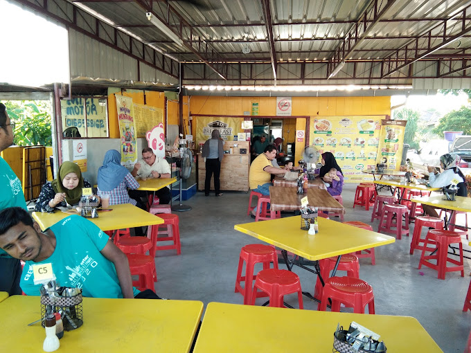 Alor Setar Breakfast Station