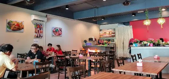 Siam & Siam Restaurant