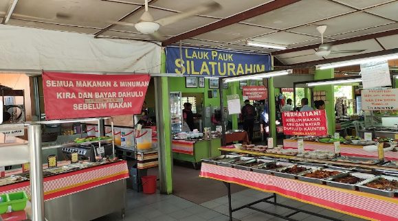 Restoran Silaturrahim ( Jalan Teluk Batik / Teluk Muroh, Lumut, Perak )